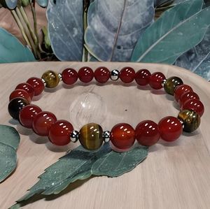 Carnelian and Tiger's Eye Beaded Bracelet.